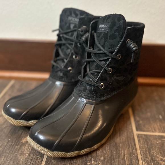 Sperry Saltwater Black Cheetah Print Duck Boots - Picture 7 of 8